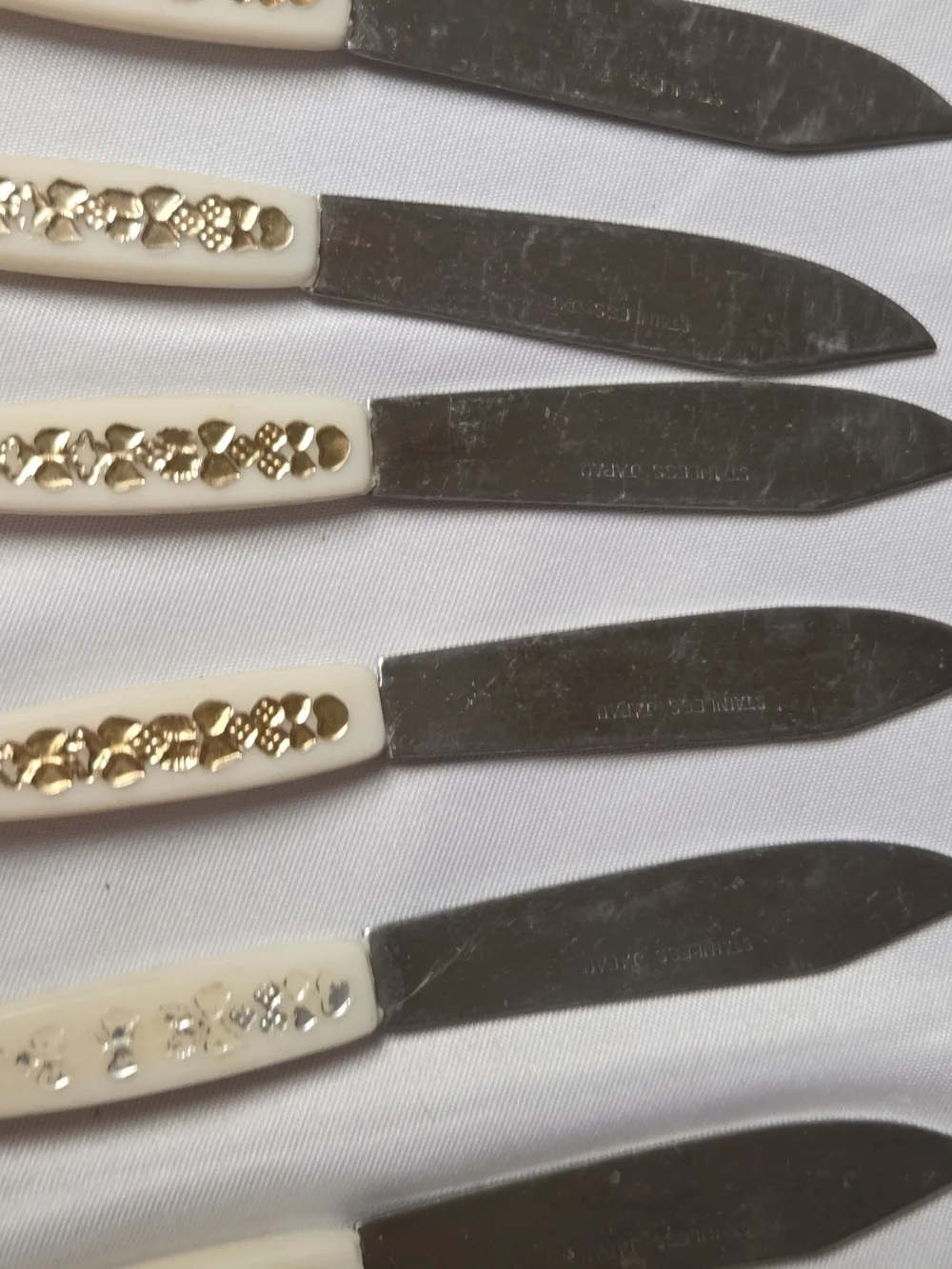 VTG Japan Mini Stainless Steel Appetizer Cocktail Forks (Set of 8) Plastic Gold‎